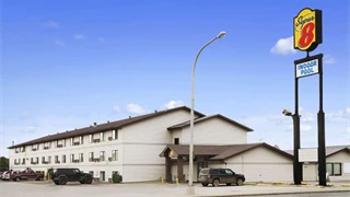 Image of the Super 8 hotel